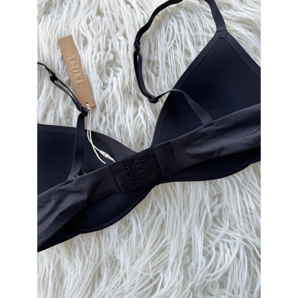 Skims Wireless Form Pushup Plunge Bra Onyx Size 32B - Picture 5 of 6